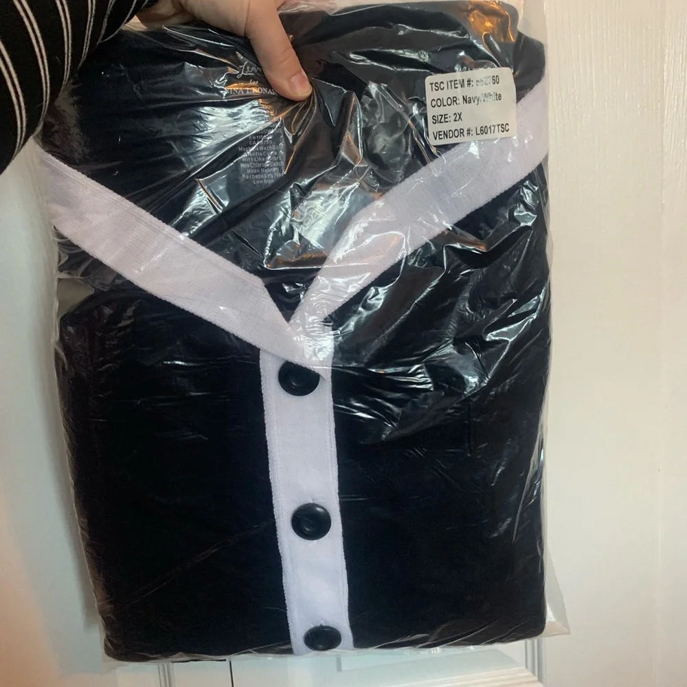 NWT (1 LEFT in NAVY Sz 2X) Coord 2 Piece Set / Loungewear - Picture 4 of 17